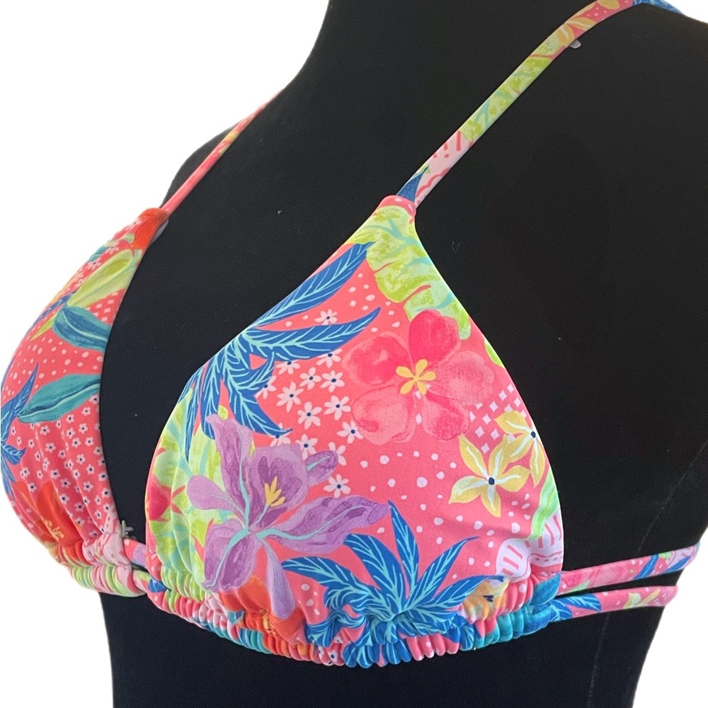 BlueC Tropical Triangle Bikini Top Size Medium NWOT